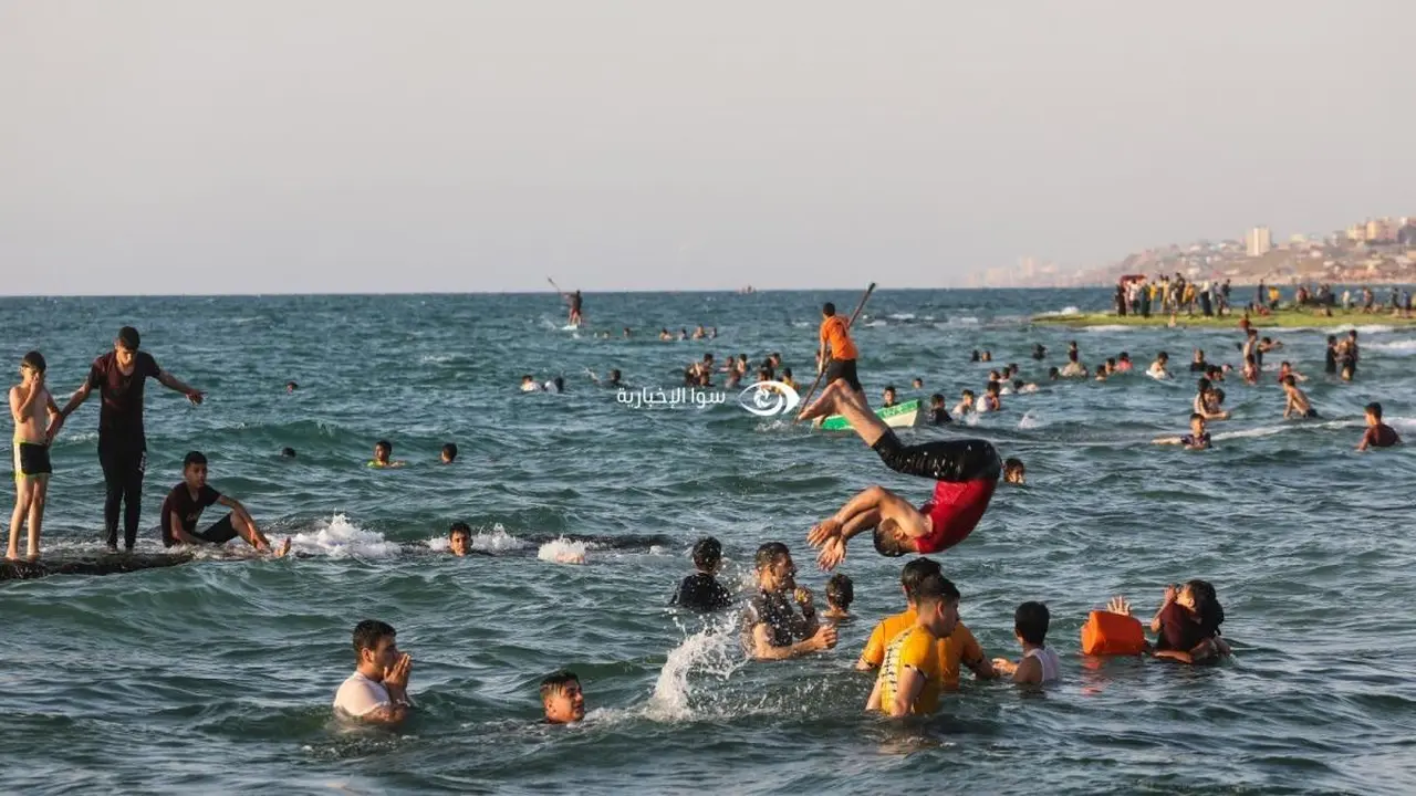 طقس فلسطين: أجواء حارة وتحذيرات مستمرة حتى الثلاثاء
